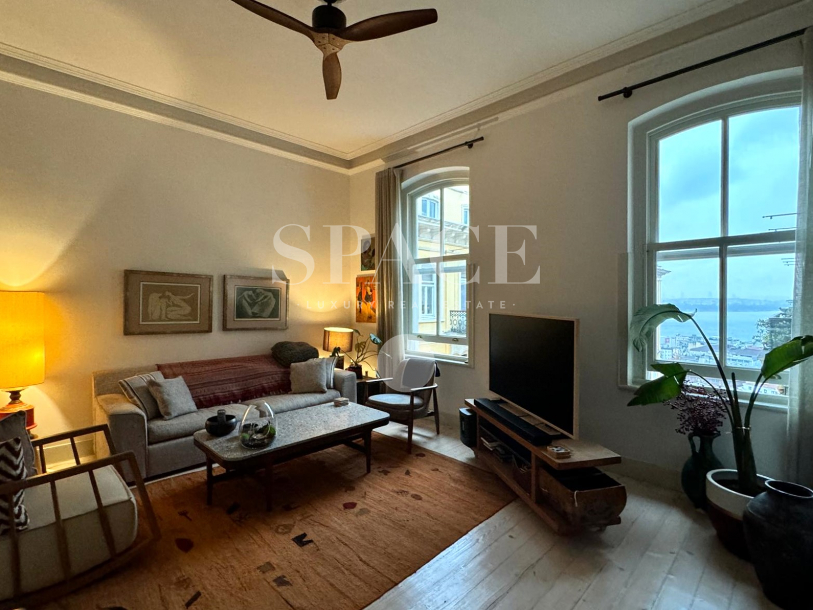 Galata Doğan Apartmanı