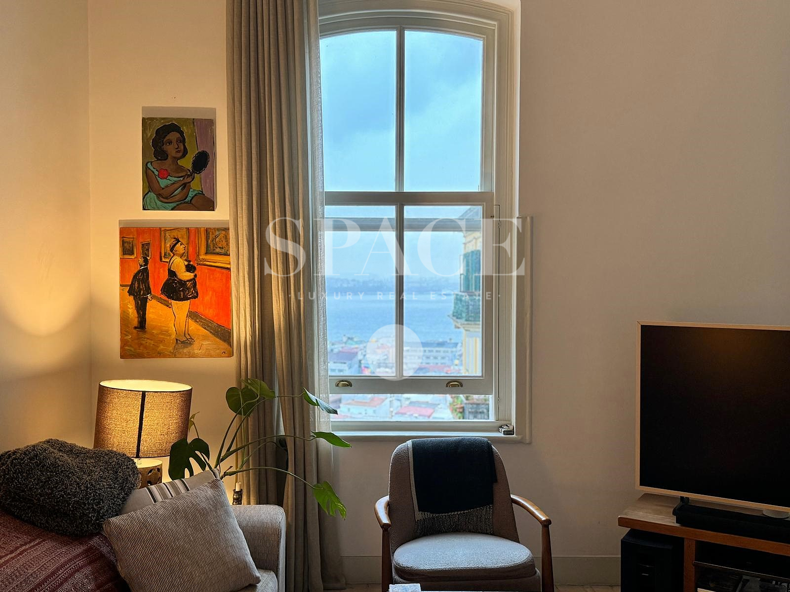 Galata Doğan Apartmanı