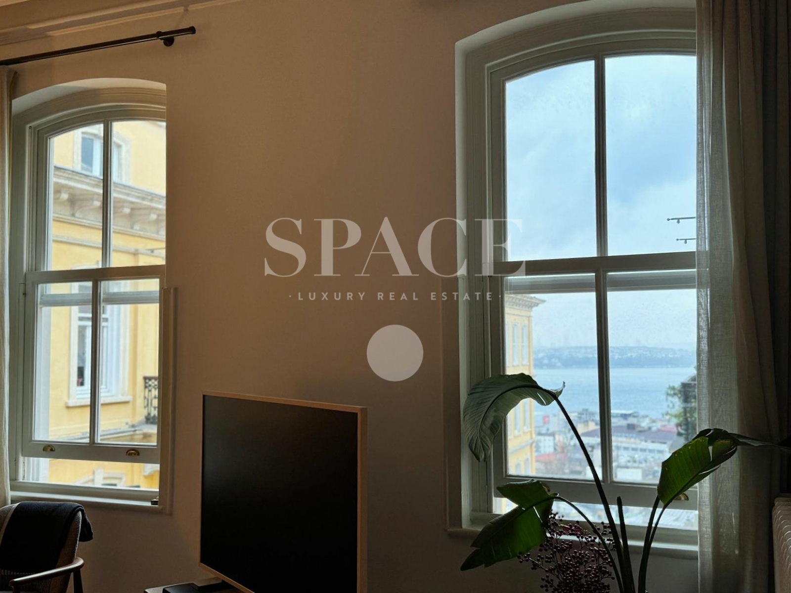 Galata Doğan Apartmanı